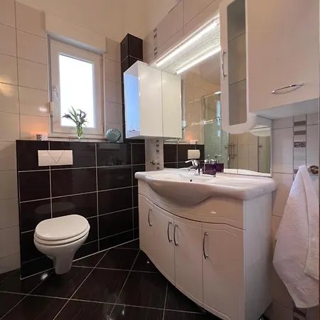 Penthouse Lux With A Panoramic View, Located On The Beachfront Of Ciovo-trogir Lägenhet