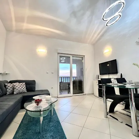 公寓 Penthouse Lux With A Panoramic View, Located On The Beachfront Of Ciovo-trogir 特罗吉尔